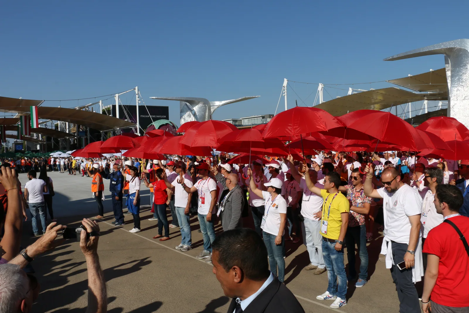La parata Orgoglio Italia a Expo Milano 2015